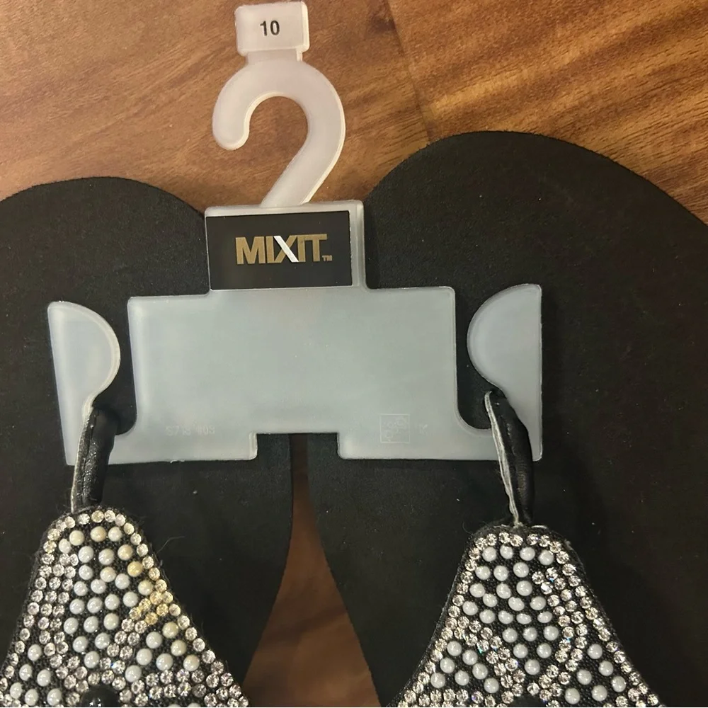 NWT Mixit diamonds and Pearls Black and Silver Women's Sandals Flip Flops - Picture 9 of 10